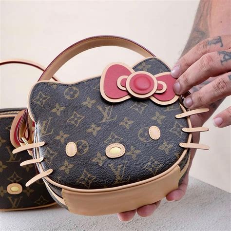 louis vuitton hello kitty.